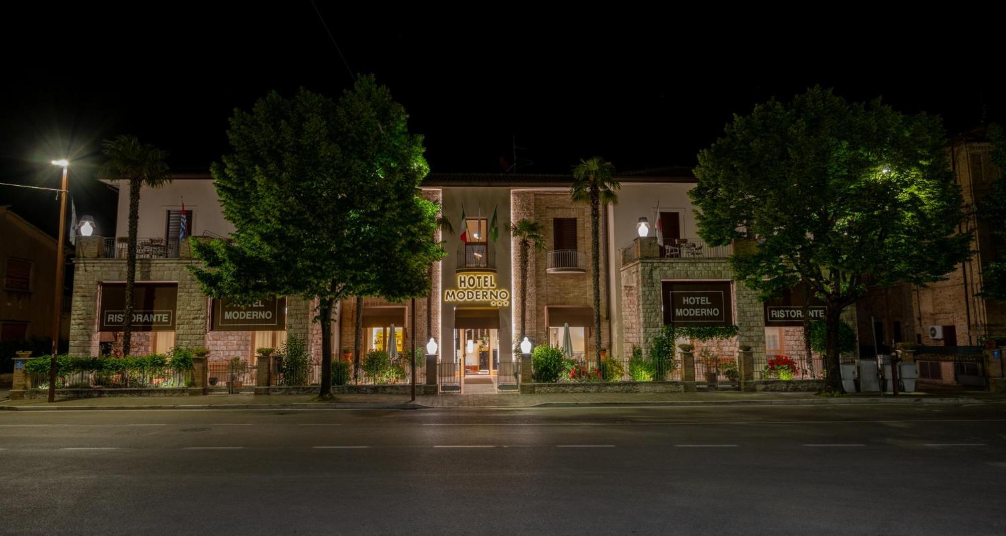 Hotel Moderno Assisi Esterno foto