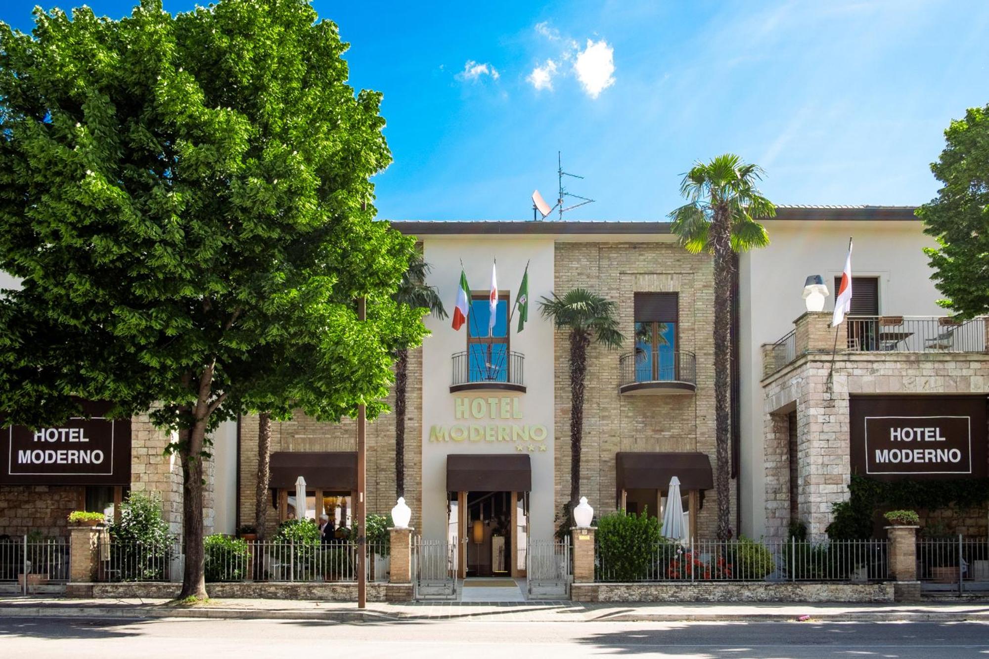Hotel Moderno Assisi Esterno foto