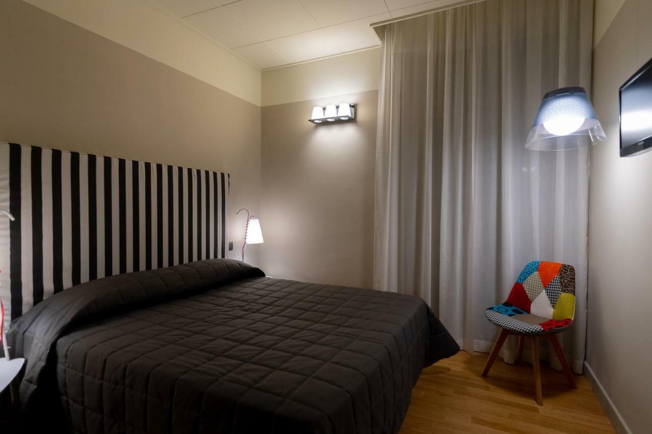 Hotel Moderno Assisi Esterno foto